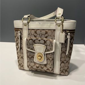Coach tote